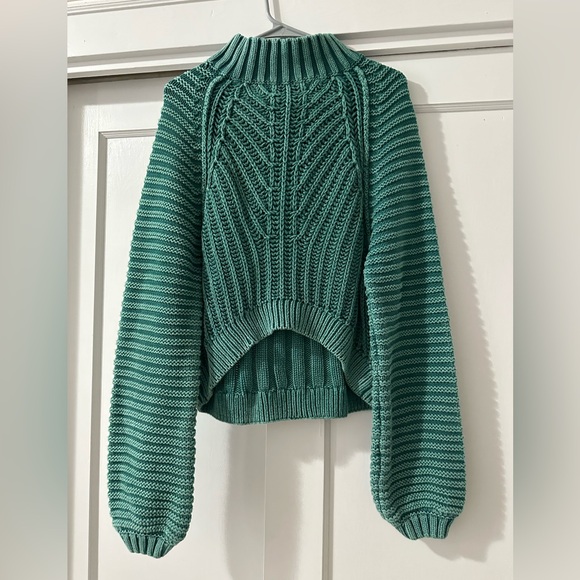 Free People Sweater - Picture 1 of 3